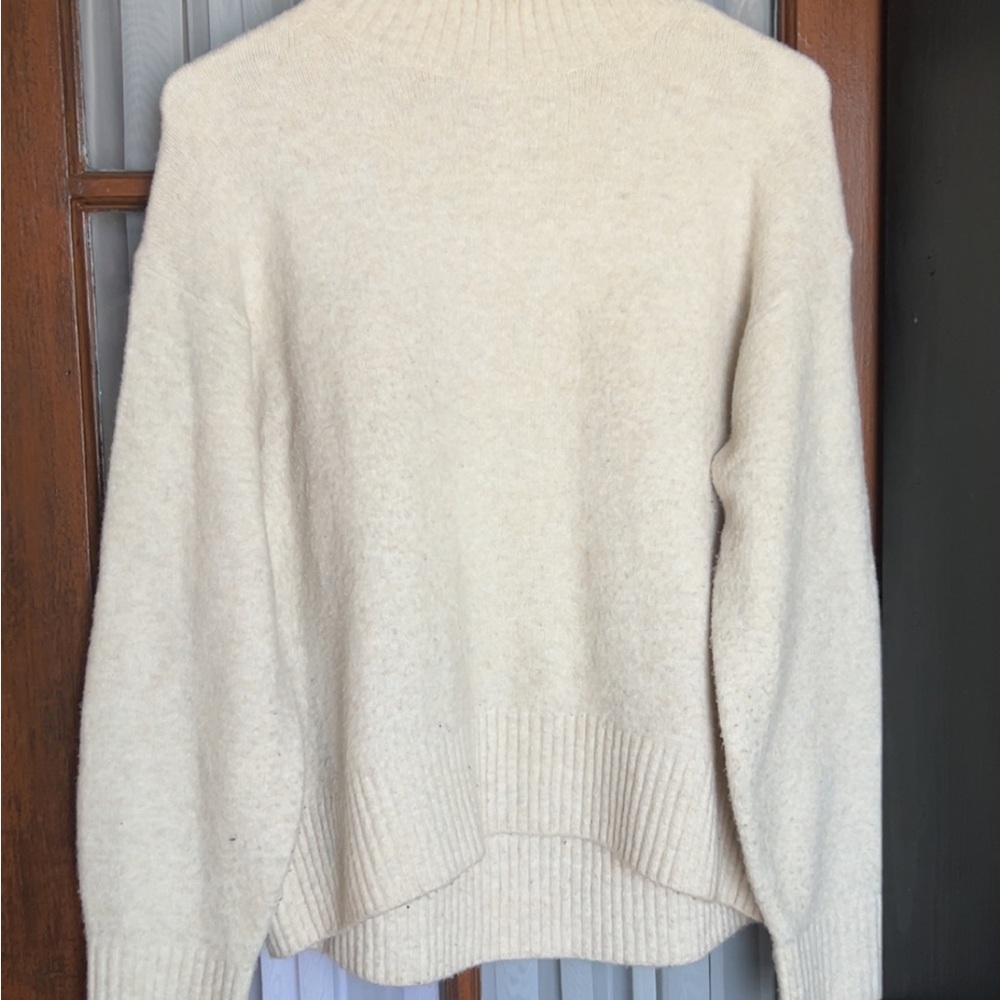 Uniqlo Cream High Neck Sweater